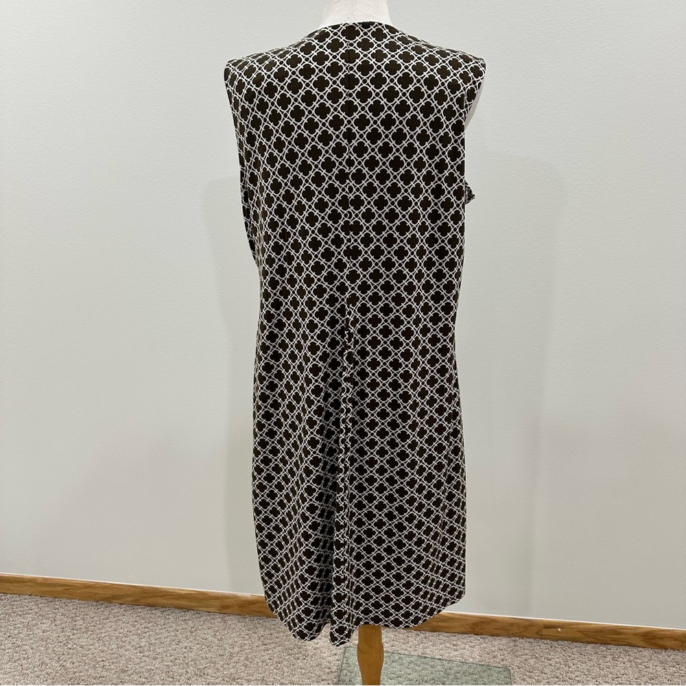 2x Dress - Picture 3 of 10